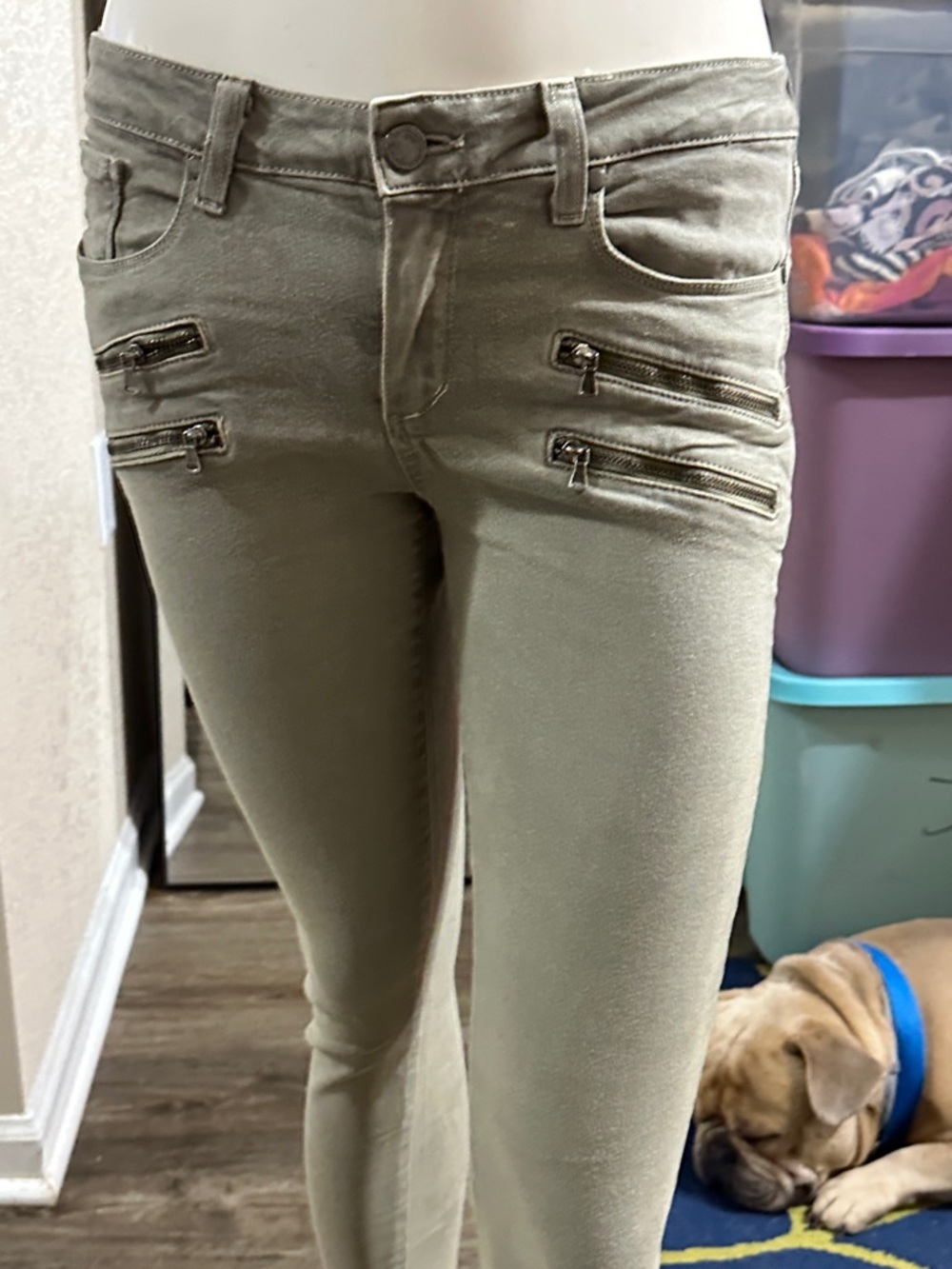 Paige EDGEMONT size 31 skinny jeans